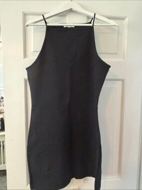 No comment Sleek Black Halter-Style Women's Dress